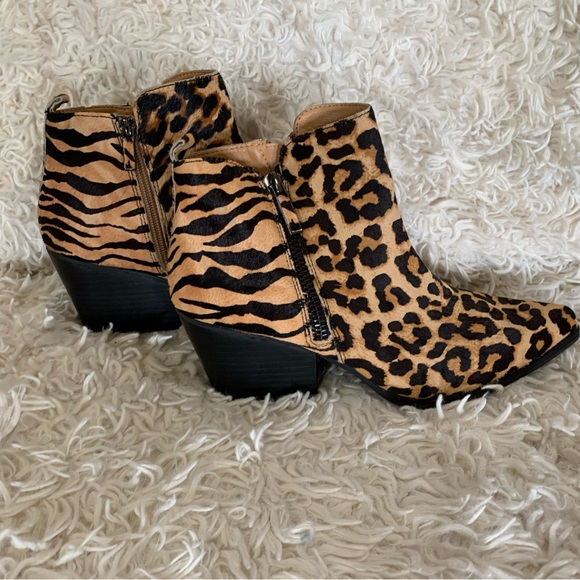 Franco Fortini Leopard Booties Size 10 - Picture 2 of 7